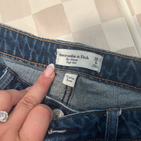 BERCROMBIE HIGH RISE SKINNY - Picture 3 of 3